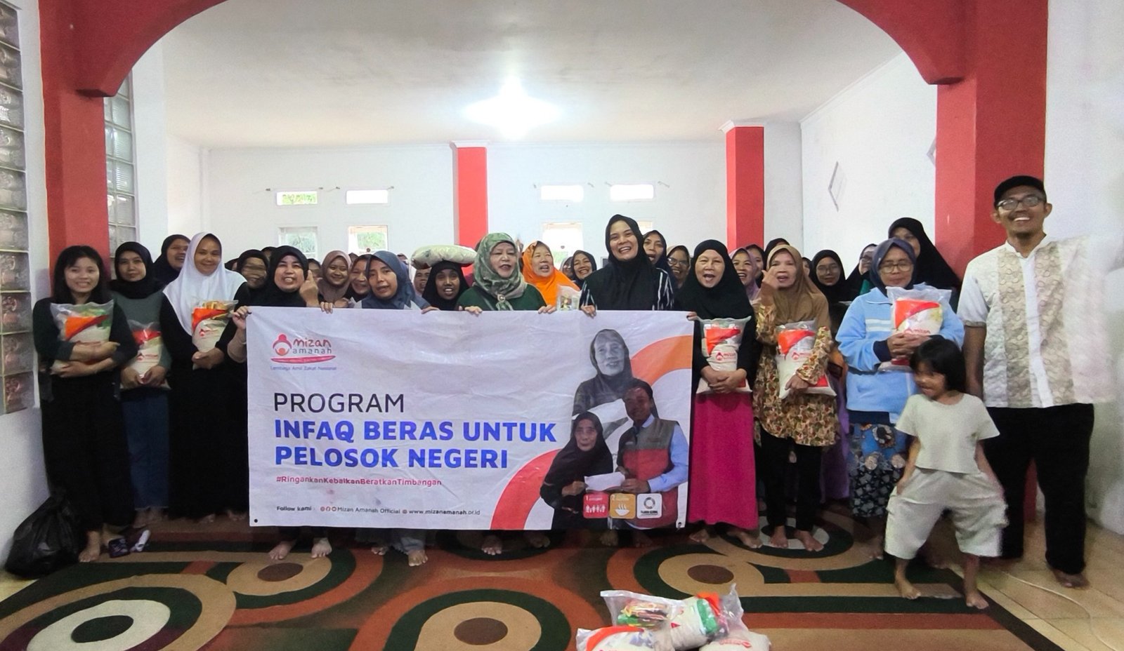 Wujud Kepedulian Untuk Lansia dan Warga Tidak Mampu di Cimahi